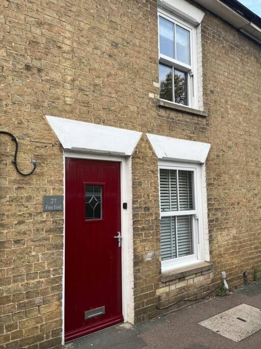 Chic 2 Bedroom Cottage Willingham  Exterior photo